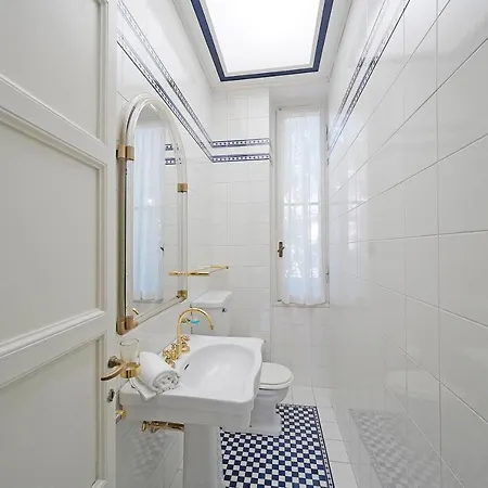 Laura Luxury With Lake View Private Pool, Close The Town And The Lake Villa Gardone Riviera