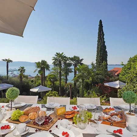 Laura Luxury With Lake View Private Pool, Close The Town And The Lake * Gardone Riviera